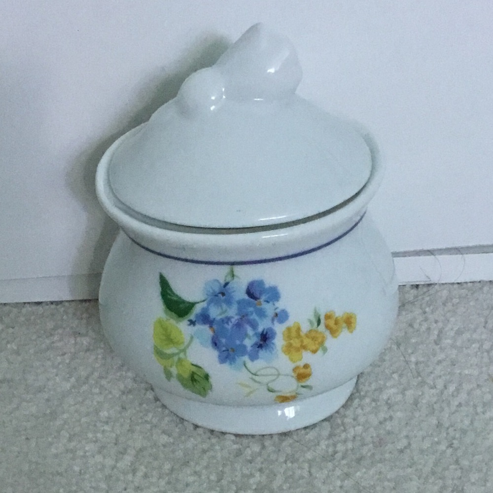 Vintage milk and sugar blue  floral glassware